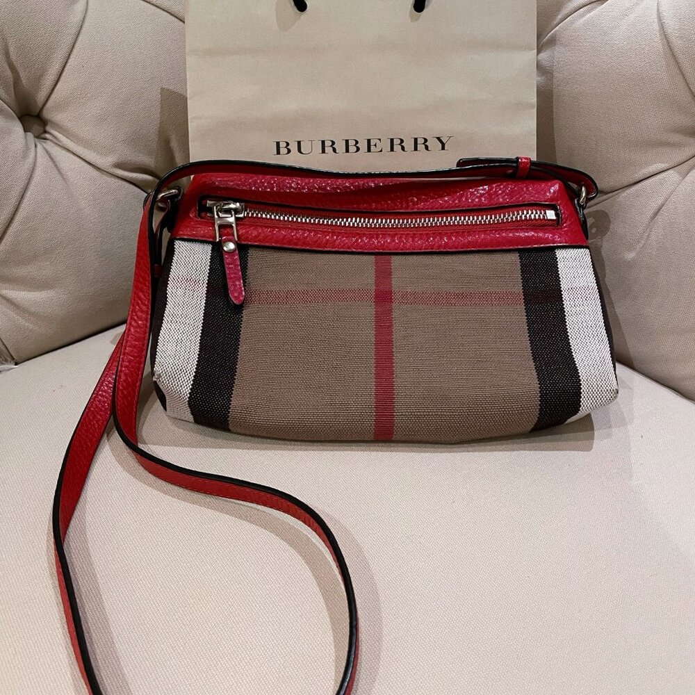 AUTHENTIC Burberry cross body bag